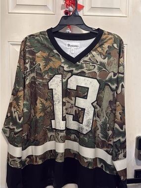 No Boundaries Green Brown Tan Camo Jersey with White 13 size xxl